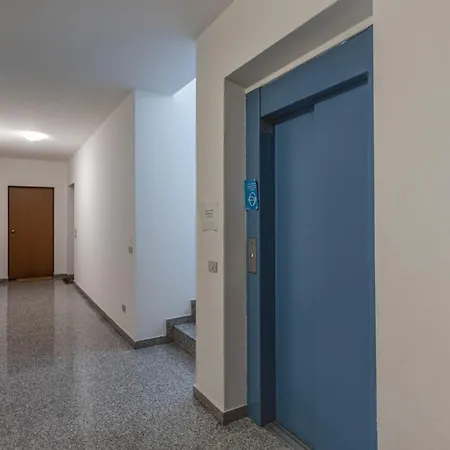 Lägenhet Guesthost - Palestro Pastel Padua